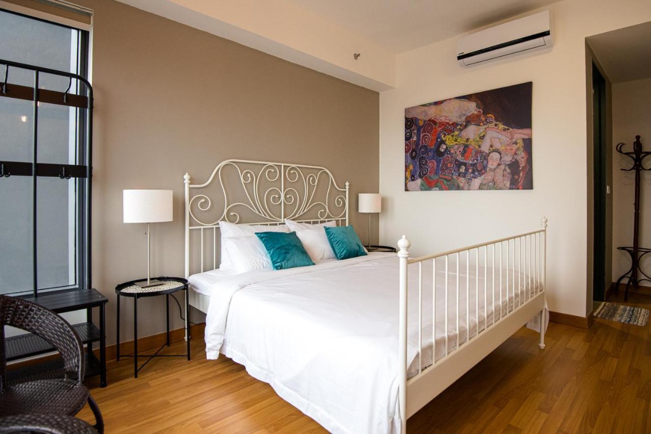Апартаменты Casa Orient @ Macalister 218 ❈中路218东方之家 3Br 8Pax Джорджтаун Экстерьер фото
