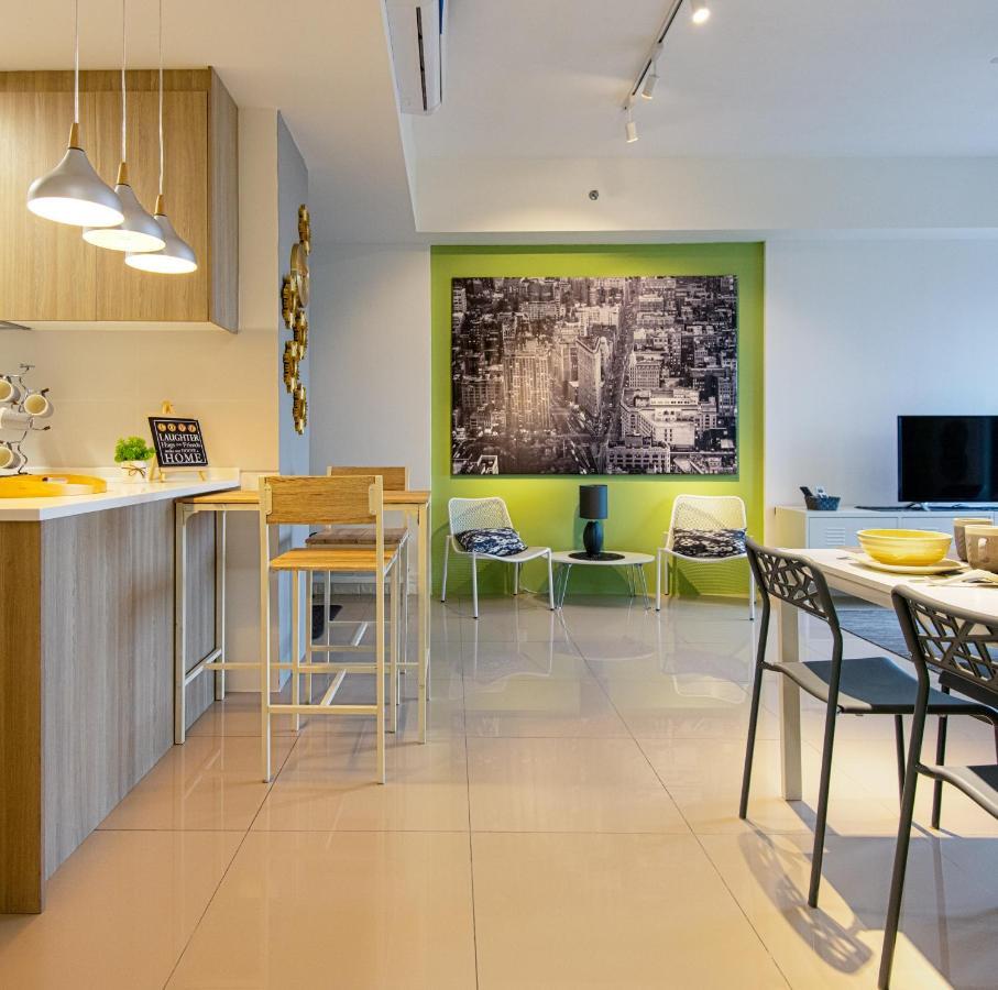 Апартаменты Casa Orient @ Macalister 218 ❈中路218东方之家 3Br 8Pax Джорджтаун Экстерьер фото